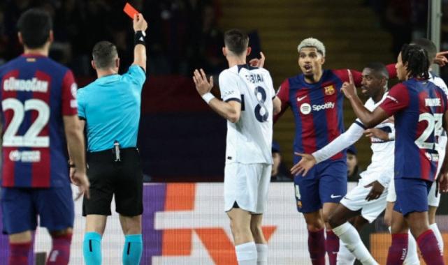 Çekya - Türkiye maçına Rumen hakem! Xavi'ye reklam panosu tekmeletmişti