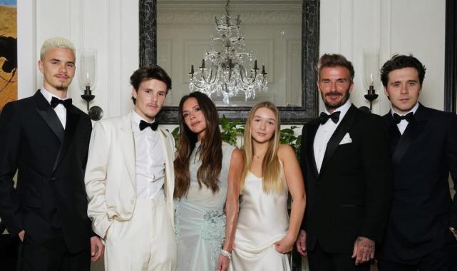 Eski manken David Beckham İspanyol mankenle yatakta basıldı iddiası olay oldu