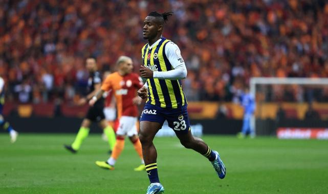 Fenerbahçe taraftarı, Michy Batshuayi belirsizliğini mizaha döktü!