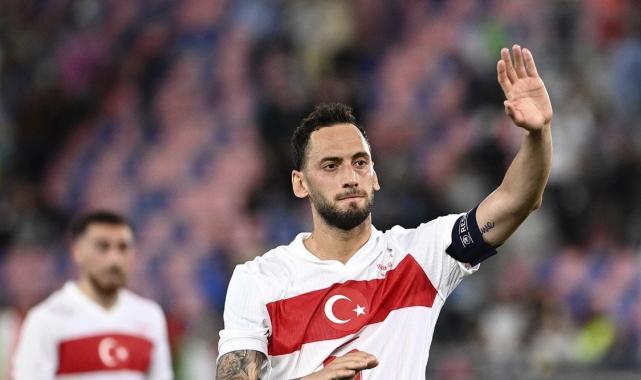 Hakan Çalhanoğlu: Takımda 2008 ruhu var