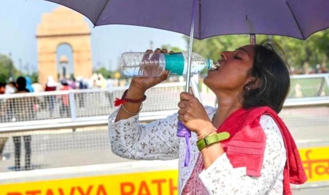 Hindistan’da aşırı sıcaklarda 33 seçim görevlisi hayatını kaybetti