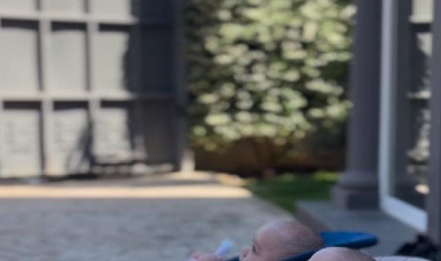 İkizlerin son hali! Ünlü şarkıcı İdo Tatlıses ikiz oğullarının videosunu yayınladı