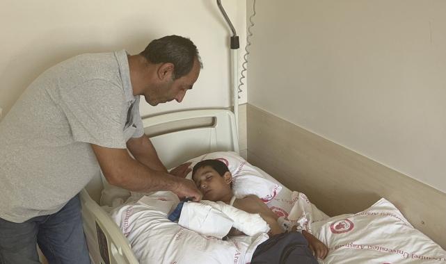 Isparta'da başıboş köpeklerin saldırdığı çocuk yaralandı