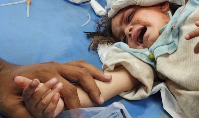 İsrail Filistinlilerin çadırlarına saldırdı