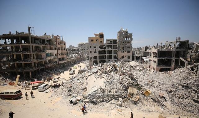 İsrail, Gazze'nin orta kesimlerine saldırdı: 10 Filistinli öldü