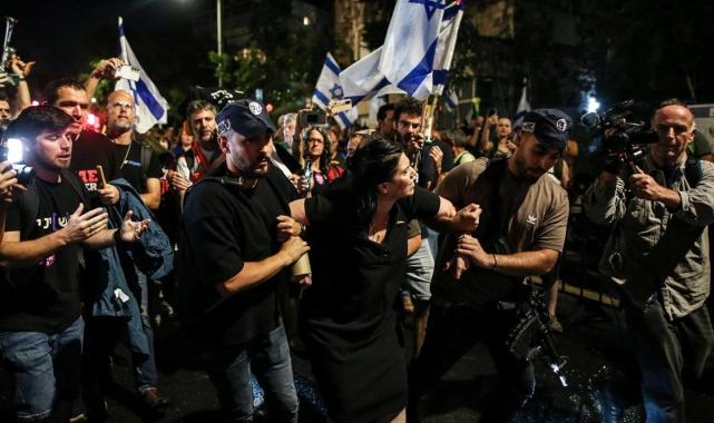 İsrail polisi, Batı Kudüs’te düzenlenen gösteriye müdahale etti