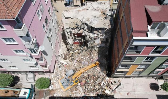 İstanbul'da binaların kendiliğinden çökme nedenleri