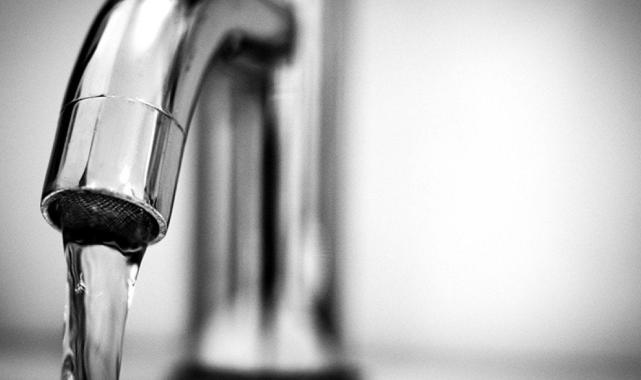 İzmir'de su ve atık su tarifelerine zam yapıldı