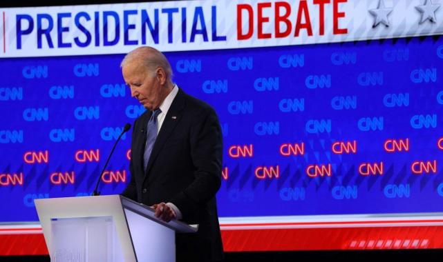 Joe Biden ve Donald Trump, seçim tartışmasında karşı karşıya geldi