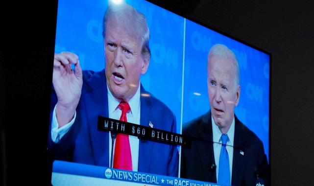 Joe Biden ve Donald Trump, seçim tartışmasında karşı karşıya geldi