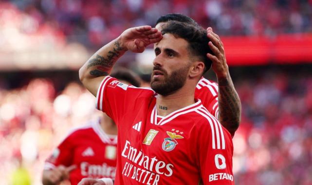 Jose Mourinho, Galatasaray'ın transferini açıkladı