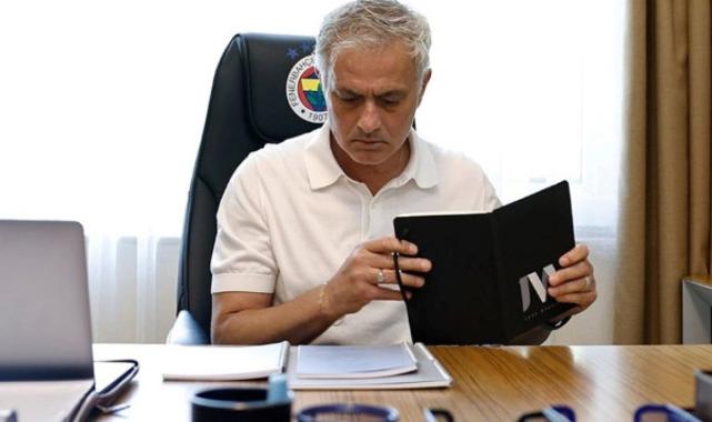 Jose Mourinho'dan futbolculara ilk uyarı