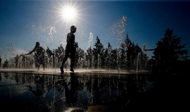 Kavrulacağız: Sıcak çarpması sağlığınızdan edebilir