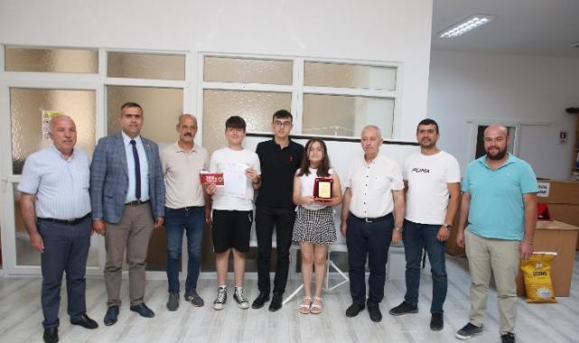 Keşan'da yılın İlk buğday ve arpası borsaya getirildi