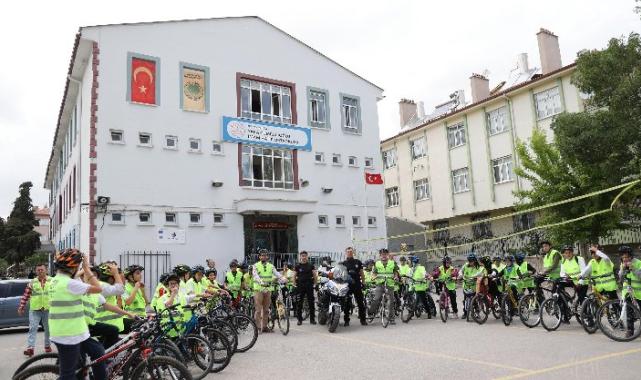 Konya “Güvenli Okul Yolları” Projesiyle örnek oluyor