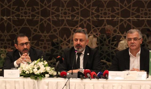 Konyaspor, teknik direktör Ali Çamdalı ile yola devam etme kararı aldı