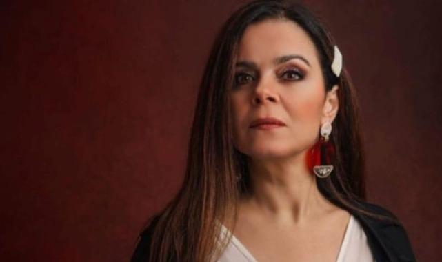 Korkunç ölüm! Ünlü oyuncu Demet Ersoy otelin terasından düşerek hayatını kaybetti!