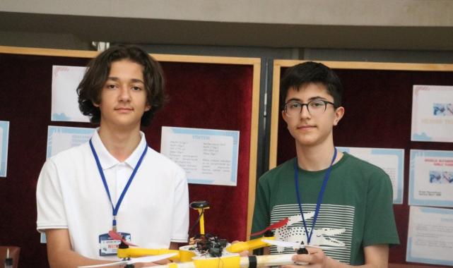 Lise öğrencileri 100 metre yükseklikten yüz tanıyan dron geliştirdi