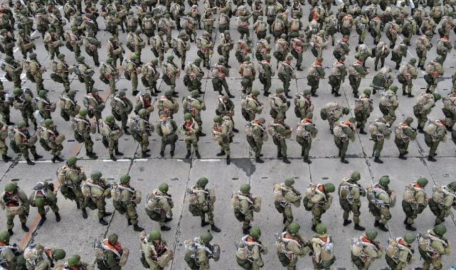 Rusya Devlet Başkanı Putin: 700 bin askerimiz Ukrayna'da savaşıyor