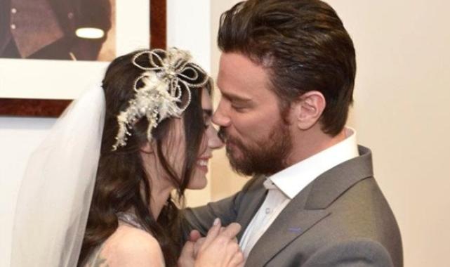 Şarkıcı Sinan Akçıl, ünlü sevgililerini tek tek anlattı: "Hadise'nin ablası beni istemedi"