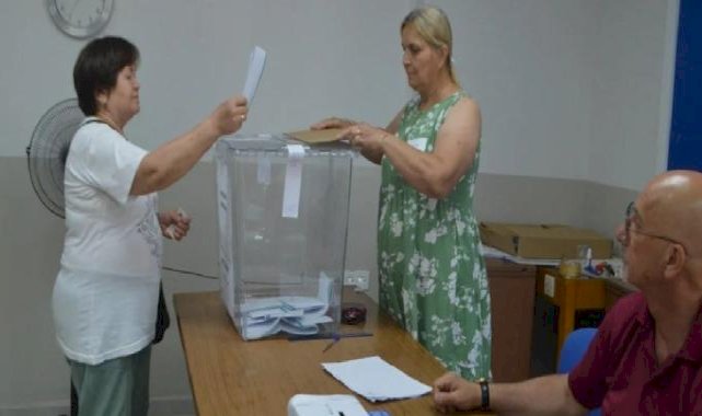 Bulgaristan’daki seçimlerde Türk partisi ikinci oldu