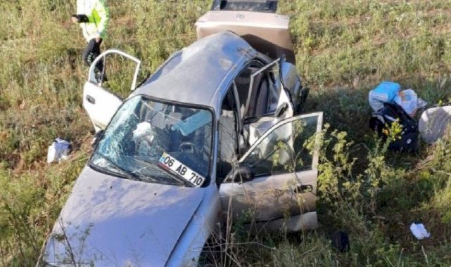 Çorum'da kontrolden çıkan otomobil tarlaya uçtu: 3’ü çocuk 7 yaralı
