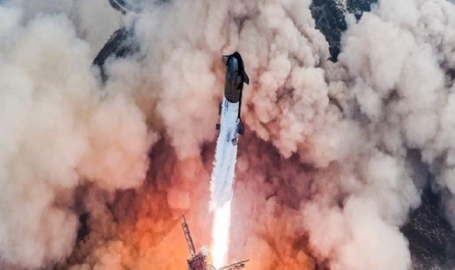 SpaceX Starship roketi 4'üncü test uçuşunu tamamladı