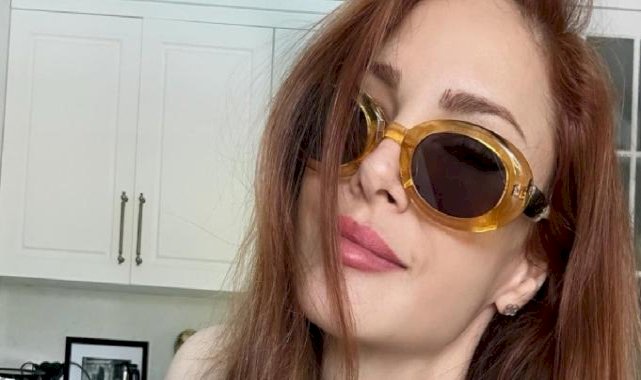 Takipçisinden Mine Tugay'a bikini tepkisi: "Sürekli seni bikinili görmek istemiyorum"