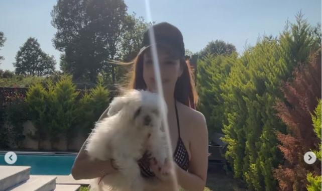 Takipçisinden Mine Tugay'a bikini tepkisi: "Sürekli seni bikinili görmek istemiyorum"