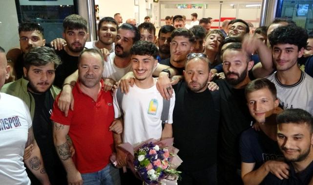 Trabzonspor'un yeni transferi Cihan Çanak, şehre geldi