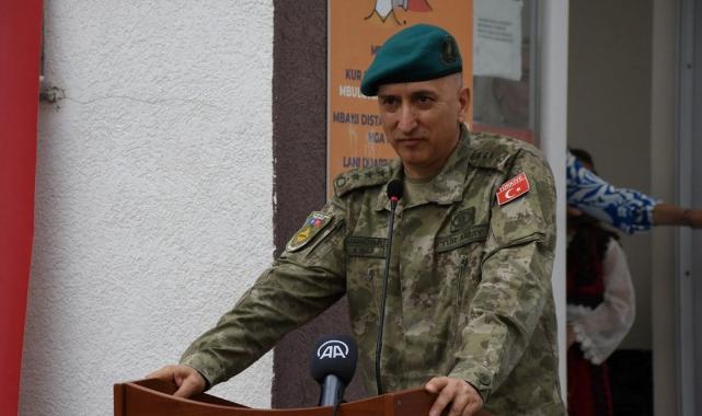 Türk askeri, Kosovalı çocuklar için oyun parkı kurdu