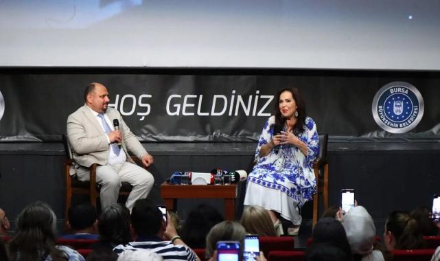 Türkan Şoray'dan itiraf: Aşık olmak istiyorum