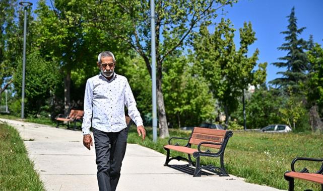 Ünlü oyuncu Turgay Tanülkü 26 çocuğa babalık yapıyor