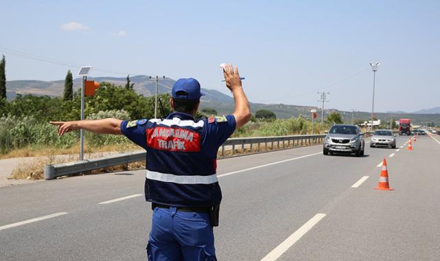 11-18 Temmuz tarihlerinde 400 bin 980 sürücüye işlem yapıldı