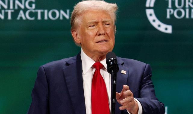 ABD seçim yarışında son anket: Donald Trump, Kamala Harris'i 2 puan geride bıraktı