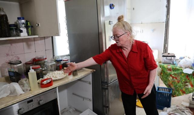 Adana'da cezaevindeki albino kardeşlerin evine hırsız dadandı