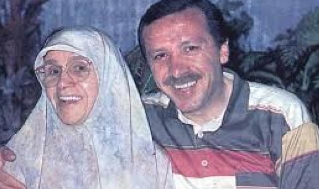 Akrabası, Cumhurbaşkanı Erdoğan'ın annesinin çarık hikayesini anlattı