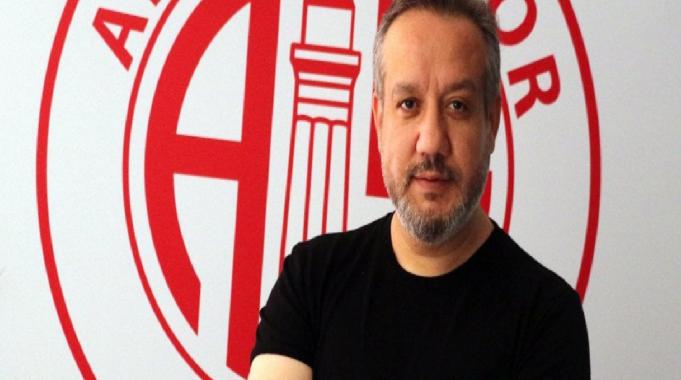 Antalyaspor: Alex'in sözleşmesinde transfer engeli kalkmazsa fesih maddesi var