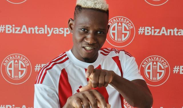 Antalyaspor, Moussa Djenepo'yu kiraladı