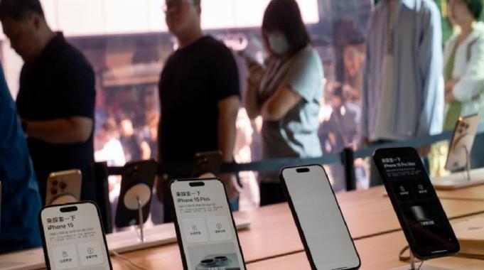 Artık iPhone kullanacaklar: Microsoft, Çin&#039;deki çalışanlar için Android telefonları yasakladı