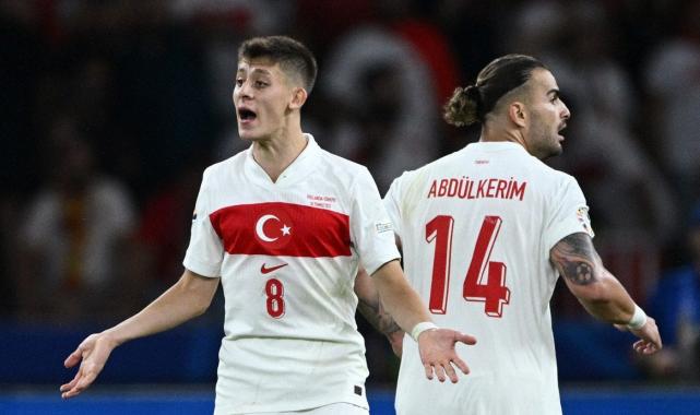 Avrupa basını Hollanda - Türkiye maçını manşetlere taşıdı