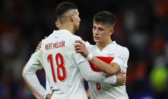 Avrupa basını Hollanda - Türkiye maçını manşetlere taşıdı