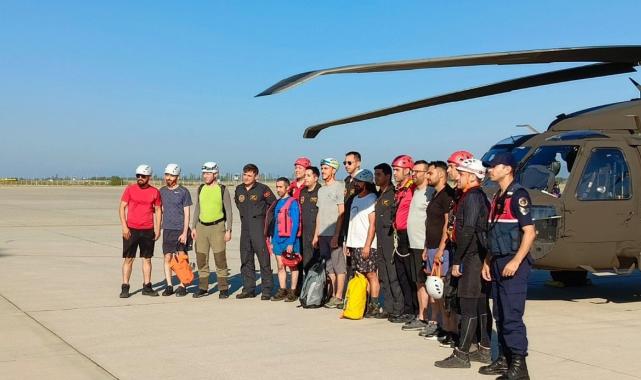 Balıkesir Kaz Dağları'nda yürüyüşe giden 10 kişilik grup kayboldu