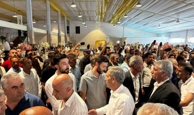 Başkan Özel iki ailenin barışı için Bitlis'e gitti