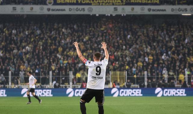 Beşiktaş taraftarından olay beste: Prenses Cenk Tosun