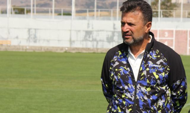 Bülent Uygun'dan menajerlere sert sözler: Futbolcuları ayartıyorlar