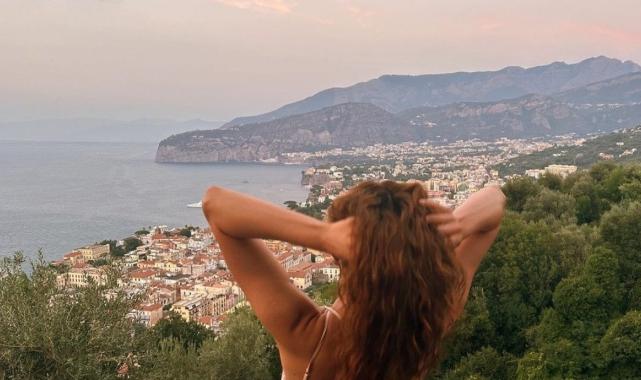 Burcu Özberk'ten 'Türkan Şoray kuralları' çıkışı