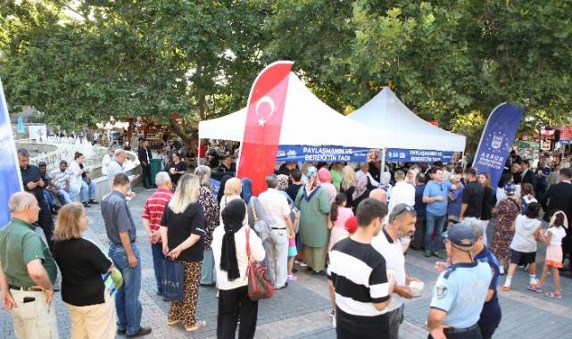 Bursa'da aşure kazanları birlik ve beraberlik için kaynadı