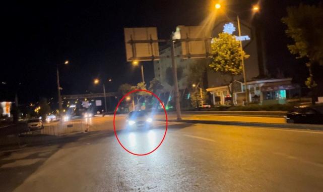 Bursa'da polisin üstüne araba sürdü