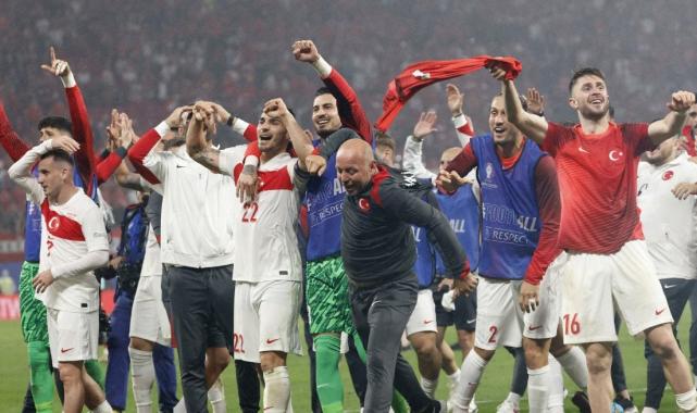 Cenk Tosun'un sözleri yeniden gündemde! "Şimdi intikam zamanı"